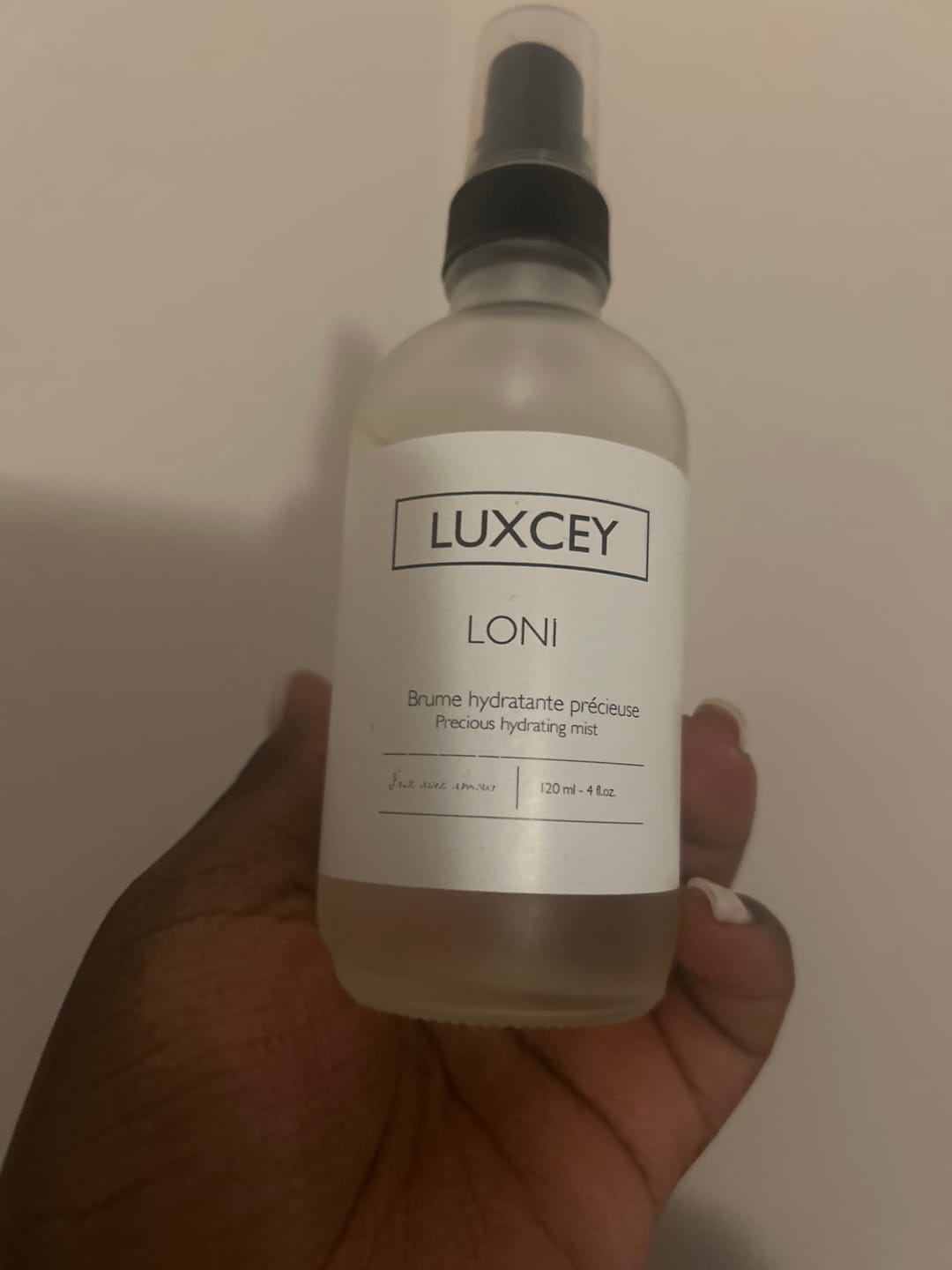 Customer photo review of Loni - Hydrating Mist