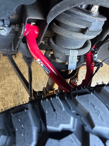 Customer photo review of Upper Control Arm for 07-18 Chevy Silverado GMC Sierra Cadillac 2"-4" Lifted With Front Stabilizer Sway Bar Link KSP