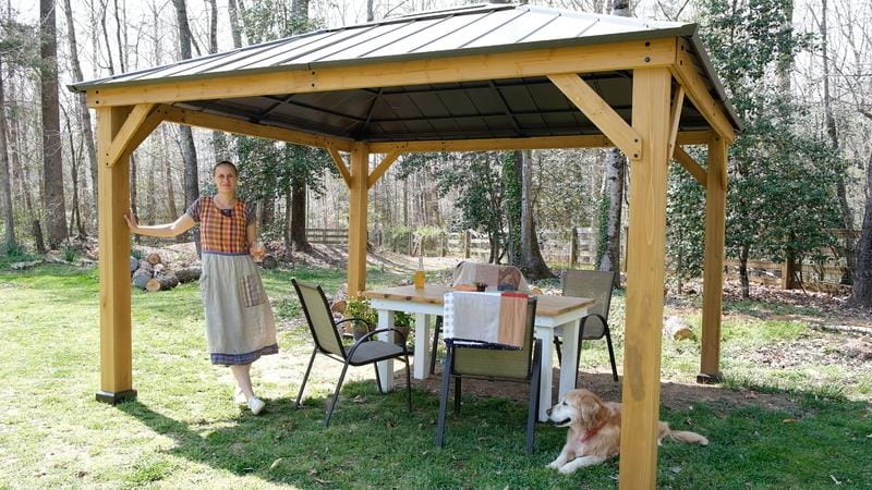 Customer photo review of Zedernholz Gazebo BRURI - 336cm x 394cm