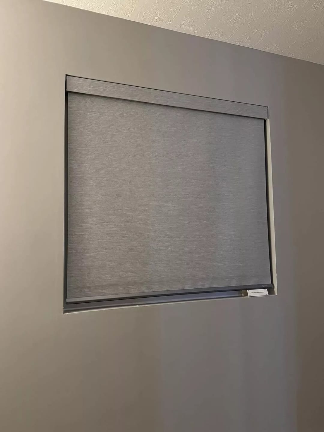 Customer photo review of Bringnox Motorized Roller Shades 100% Blackout Vigor