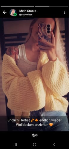 Customer photo review of Mali Strickjacke - Zitronengelb