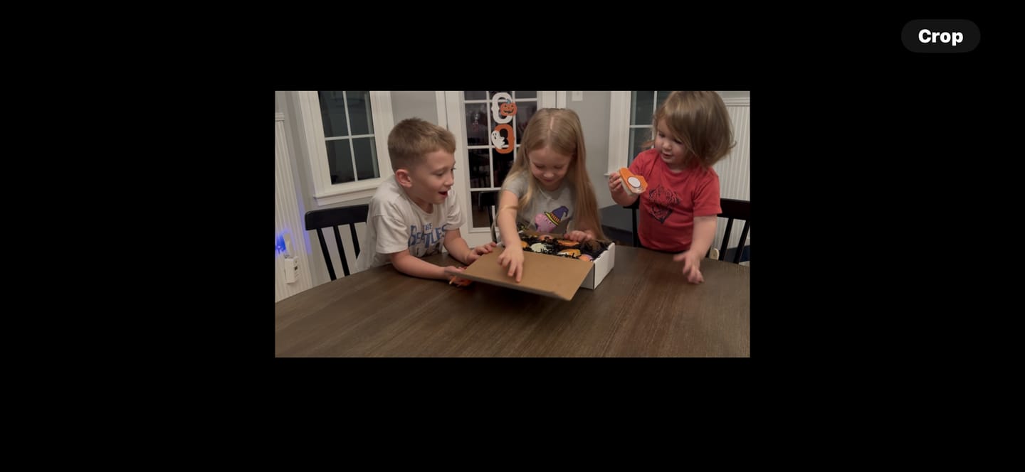 Customer photo review of 🎃HALLOWEEN Kids Bath Bombs Gift Box  - 8 ct Spooky Surprises!