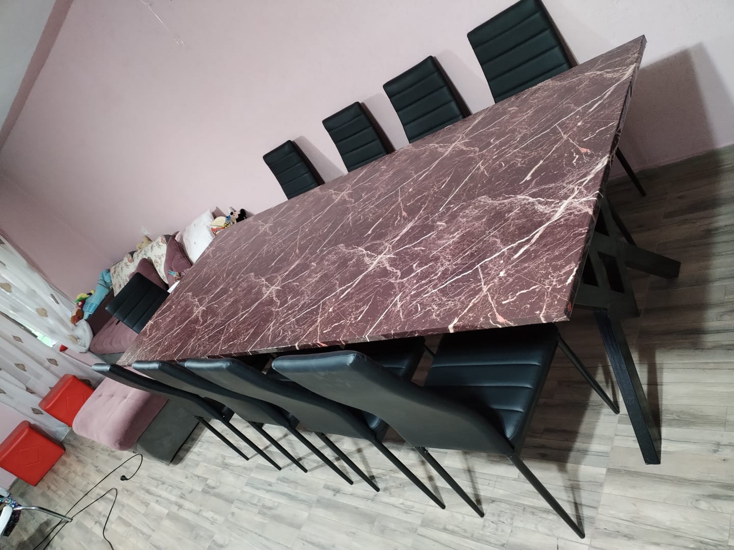 Customer photo review of Scaun tapitat K70, negru, piele ecologica/metal, 41X50X98 CM