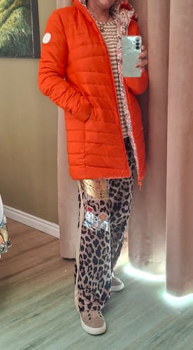 Customer photo review of Paisley x Tiger Classic Parka™