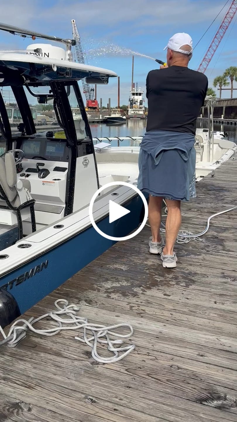 Customer video review of Salty Hull Heavy Duty Boat Cleaner – Tough on Grime, Gentle on Your Boat