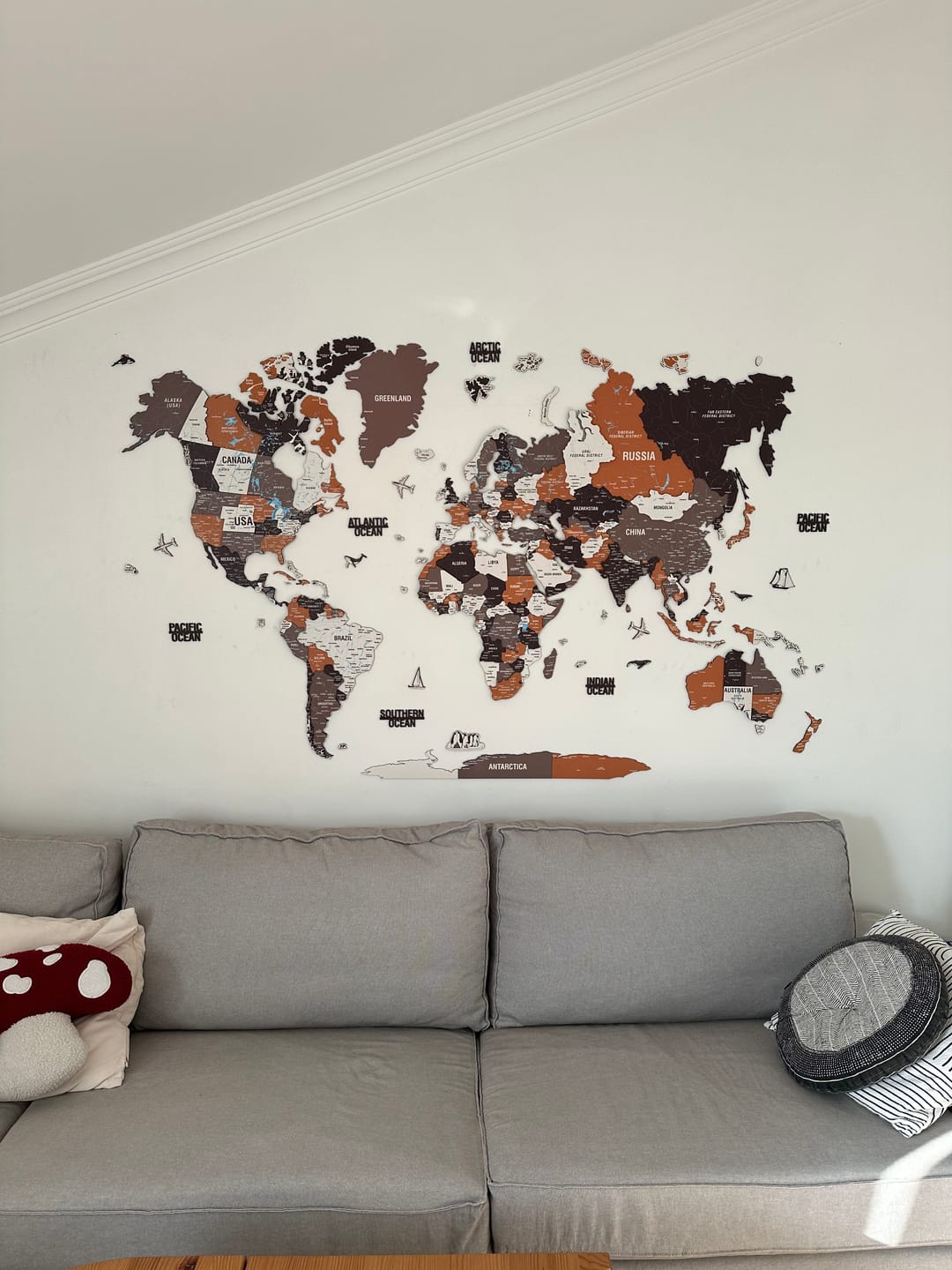 Customer photo review of 3D Ahşap Dünya Haritası Renkli UV Baskı (Soil)