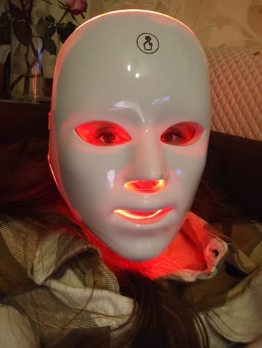 Customer photo review of Ergonomist ® LED Face Mask