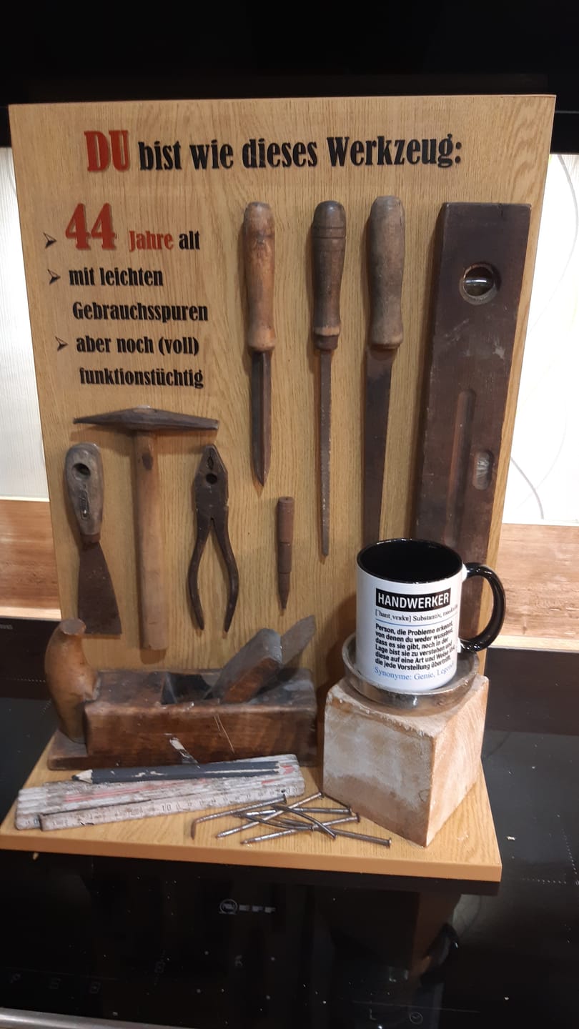 Customer photo review of Pagma Druck Tasse Handwerker lustig, Handwerker Geschenk, Spruch Handwerk Kaffeebecher Geschenkidee, Kaffeetasse Beruf Handwerken Teetasse Handwerksmeister Becher