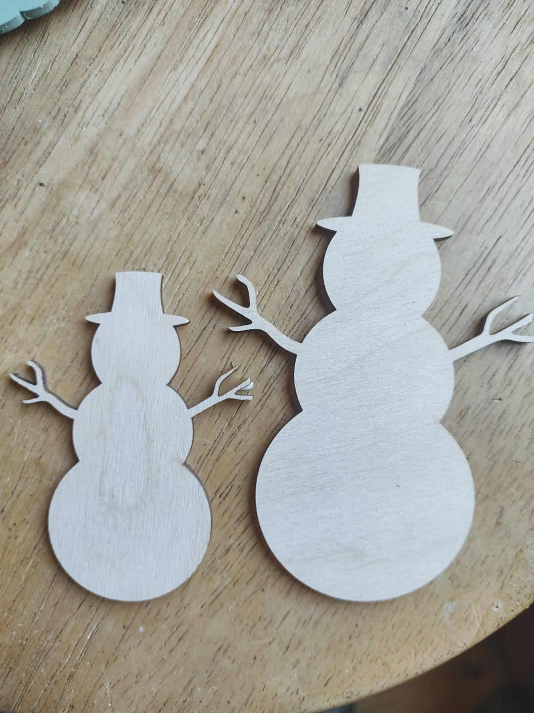 Customer photo review of Unfinished Wood Snowman Shape - Winter Decor - Craft - up to 46" DIY