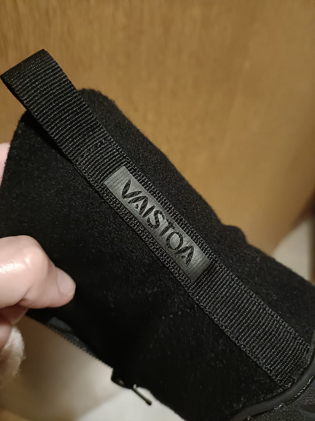 Customer photo review of Vaistoa Tunto 2 -paljasjalkatennarit