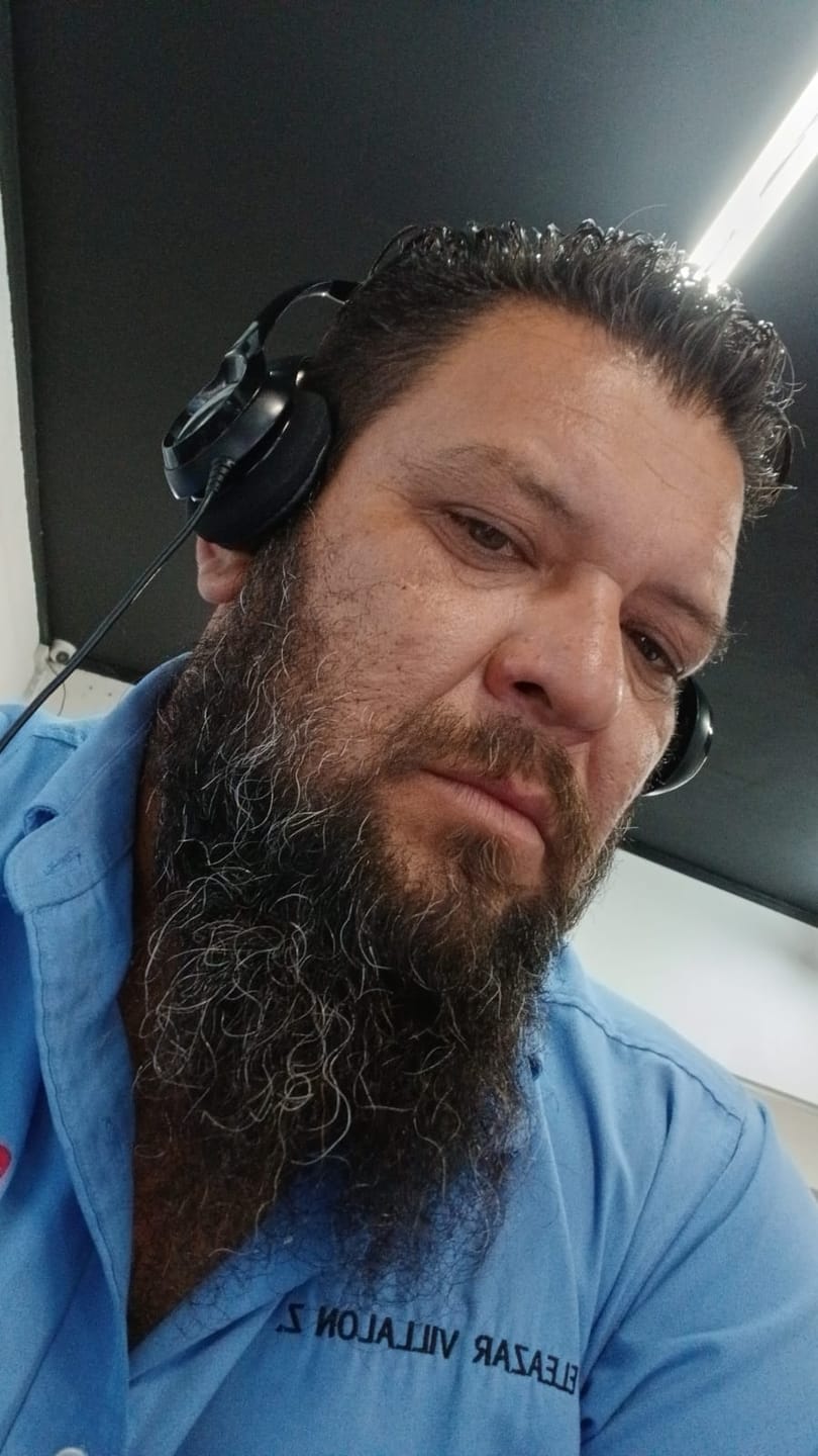 Customer photo review of 3 Aceites + 1 Shampoo Para Barba · Paquete 4 Piezas