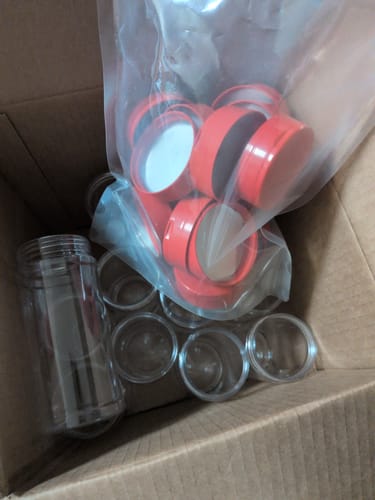 Customer photo review of 16 Fl Oz Empty Plastic Spice Jars with Lids