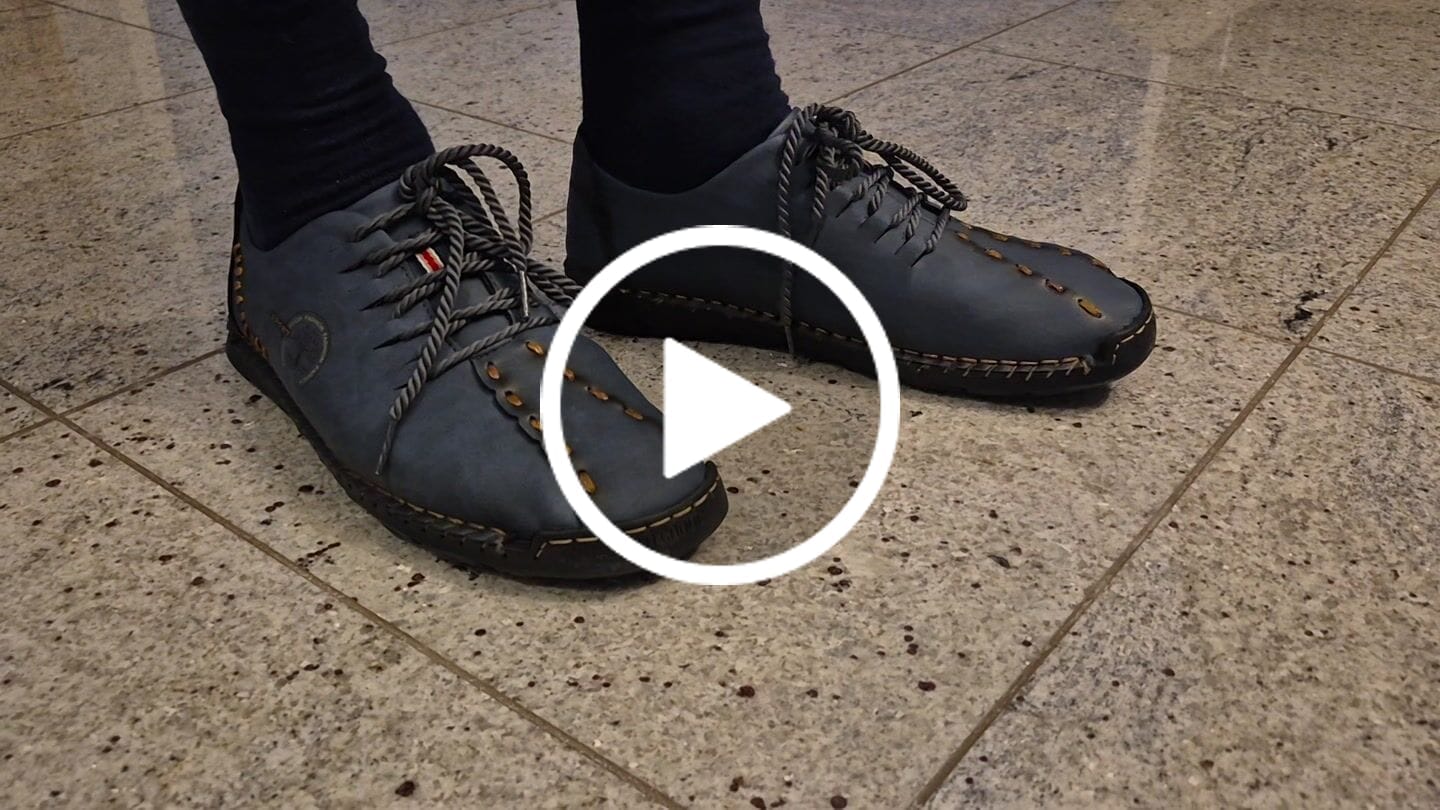 Customer video review of Bequeme Orthopädische Herrensneaker - Max