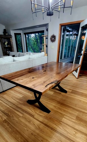 Customer photo review of 418 Curva 28" H Dining Table Curved Legs