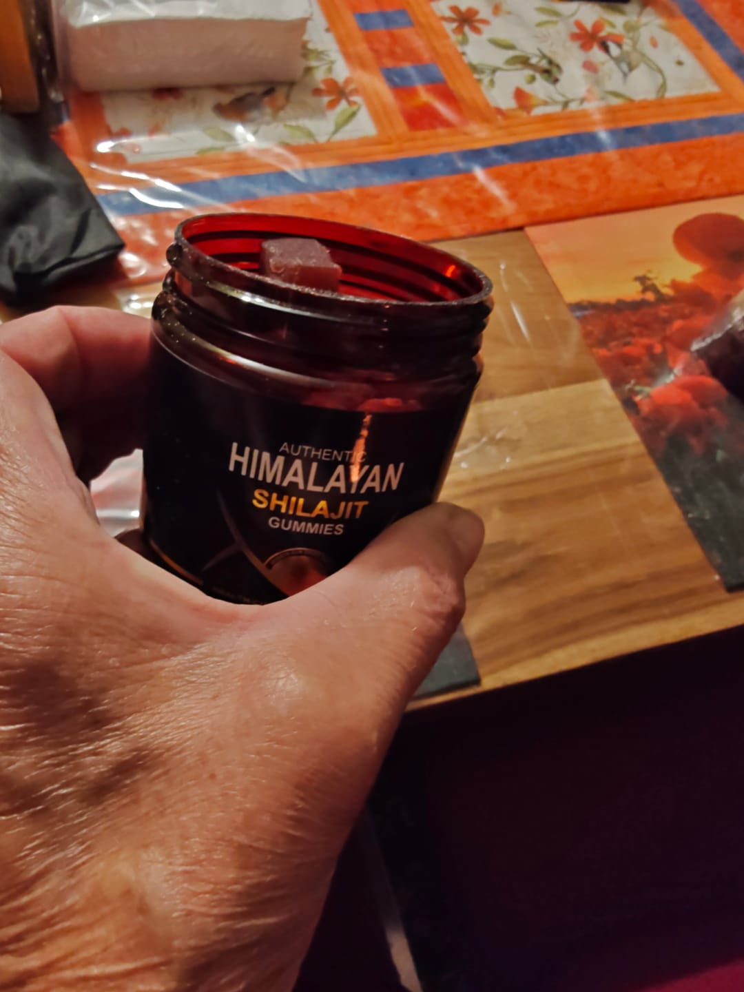 Customer photo review of Mindabolics Shilajit Gummies