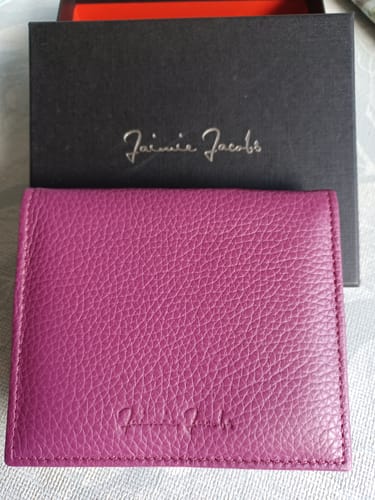 Customer photo review of Flap Boy Ladies Edition - Magic Wallet with Coin Pocket