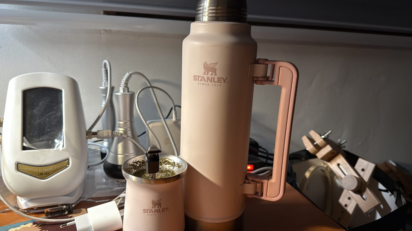 Customer photo review of Termo Stanley Classic Rosa Palo | 1.4 lt