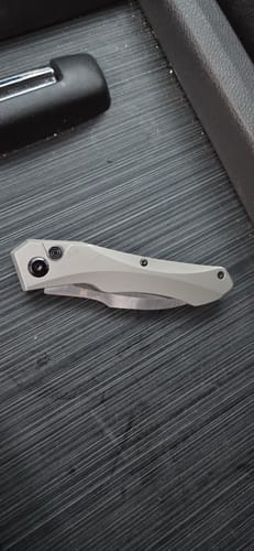 Customer photo review of Hendrix Titanium M390 Auto Hell Hawk Switchblade