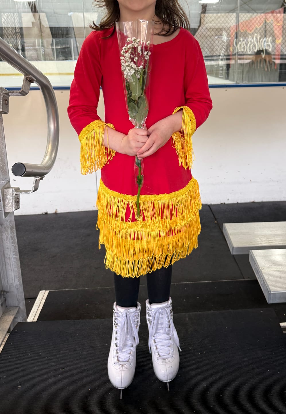 Customer photo review of Bertrand 4" Loop Chainette Fringe Trim (Sold by the Yard)