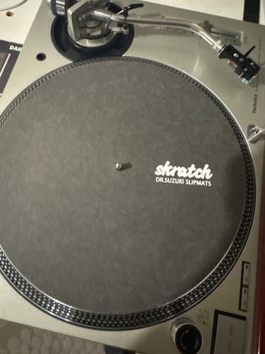 Customer photo review of Dr. Suzuki - Skratch 12" Slipmat + Slipsheet Pair