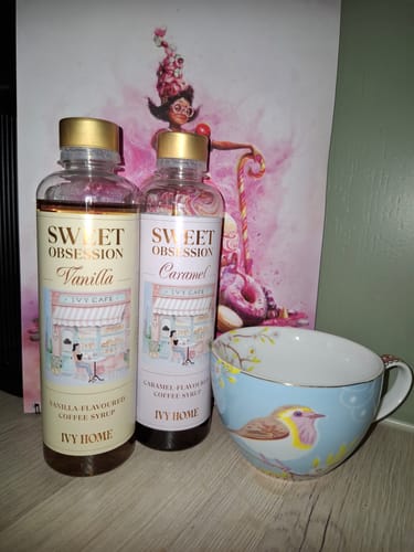 Kundeanmeldelse med bilde av Sweet Obsession Vanilla Coffe Syrup