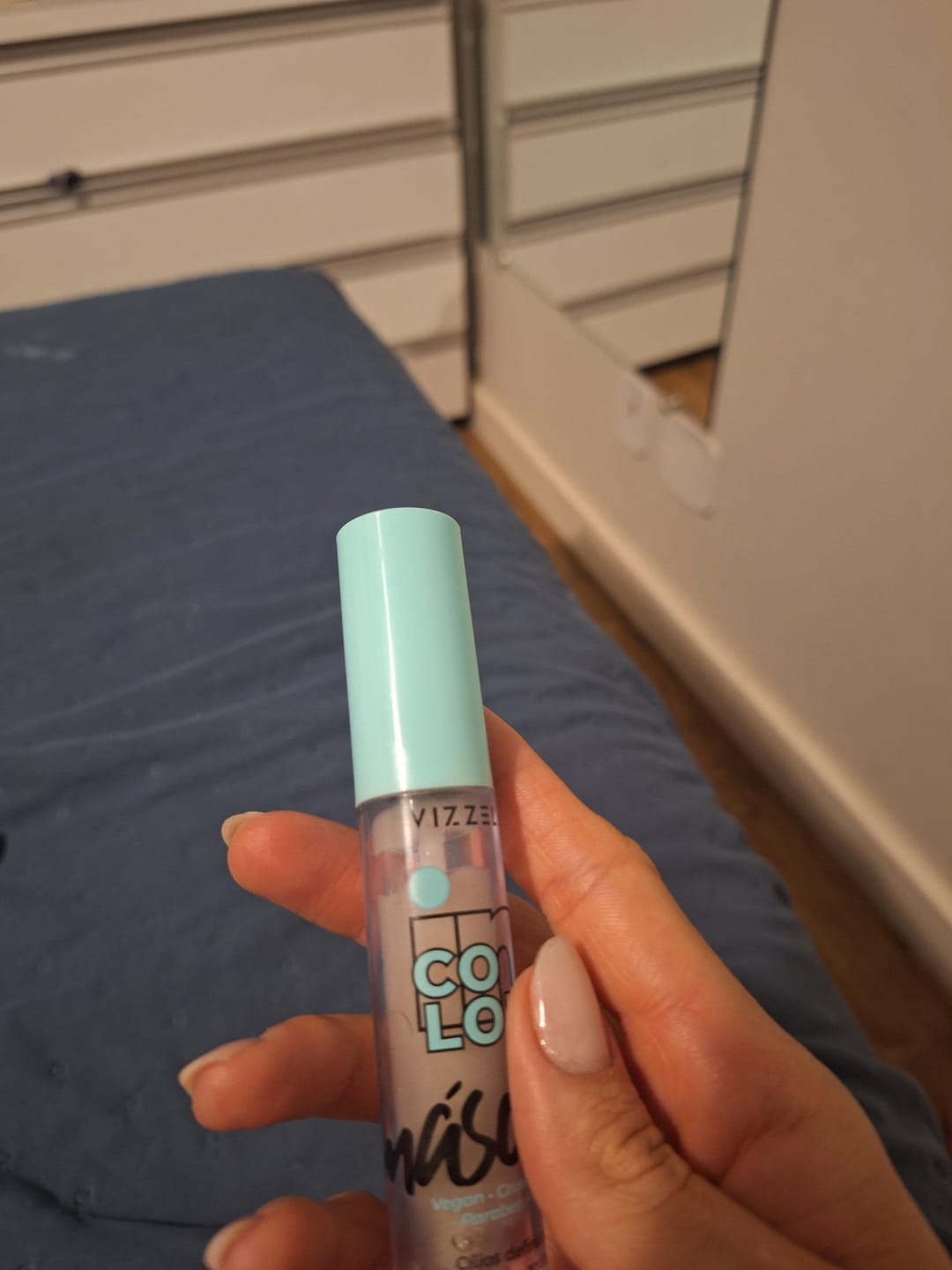 Customer photo review of Máscara Para Cílios Incolor Vizzela