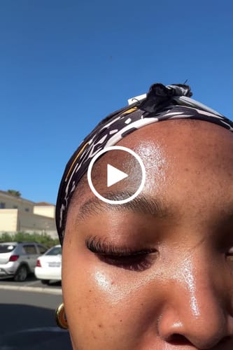 Customer video review of Venus Lash Kit