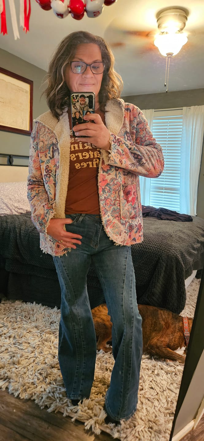Customer photo review of Judy Blue Mid-Rise Flare Double Angular Seam Jeans