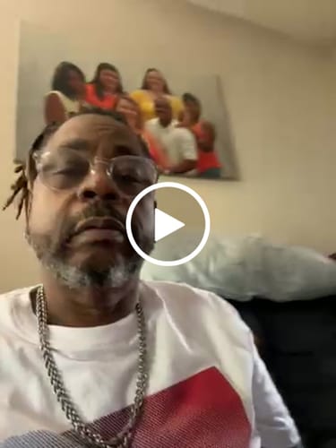 Customer video review of Beard Care Kit