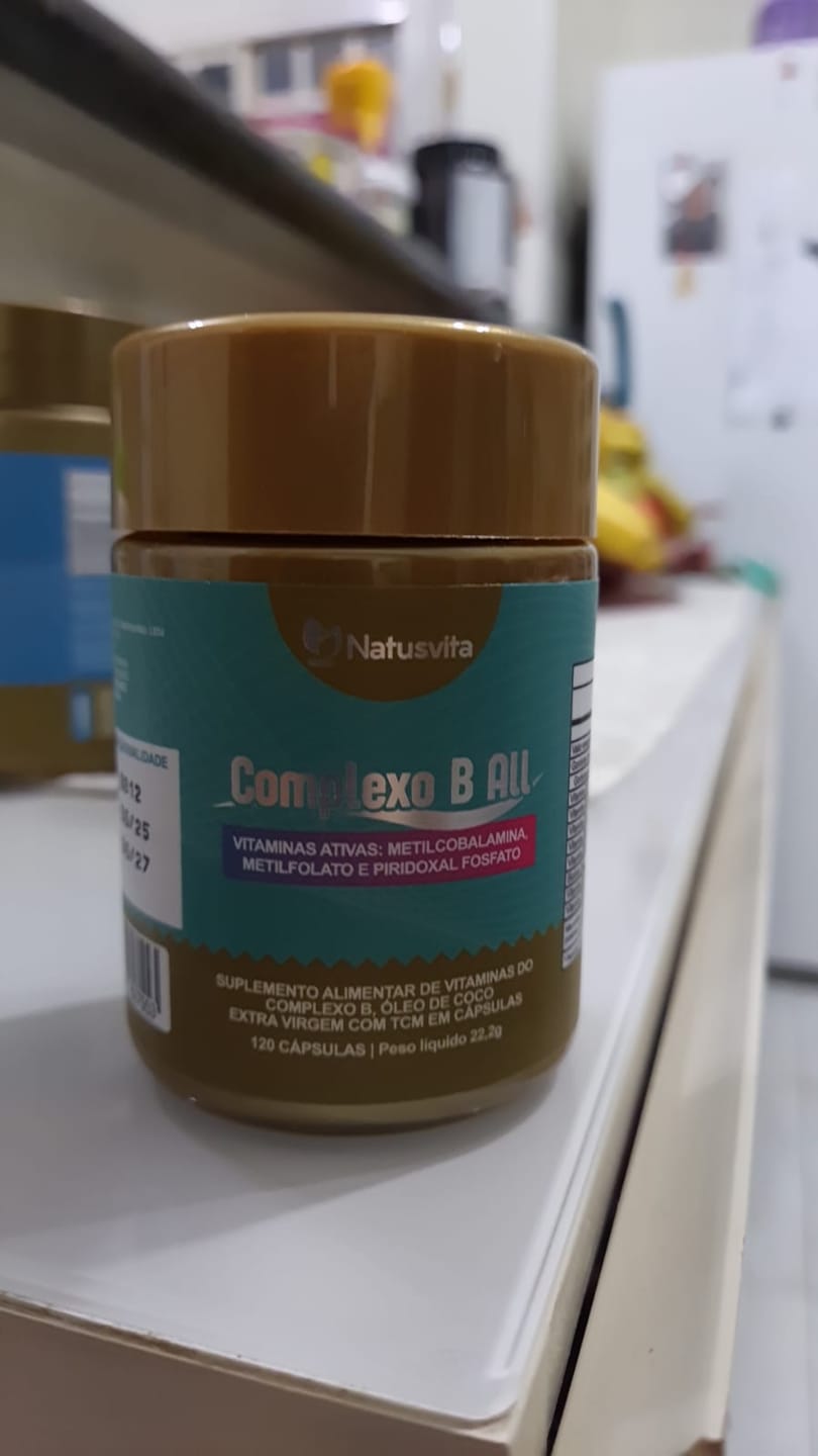 Customer photo review of Complexo B All. 120 cápsulas. Vitamina B1, B2, B3, B5, B6, B7, B9 e B12 com TCM e Óleo de Coco Softgel