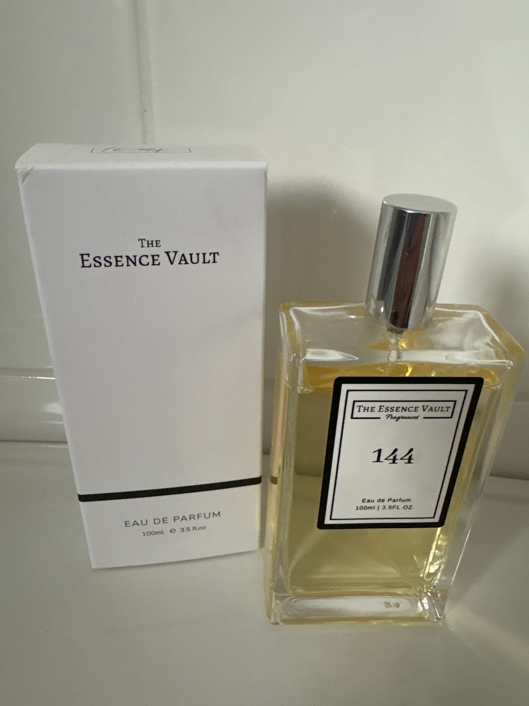 Customer photo review of Inspired by La Vie Est Belle - 144