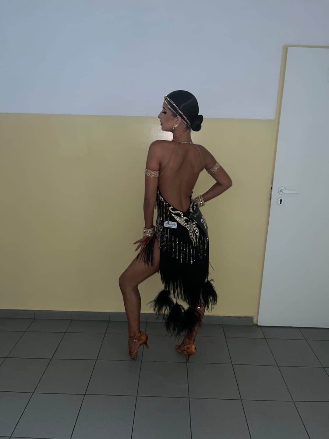 Customer photo review of Tanning cream + Liquid bronzer + Sparkling loose powder (Brush for FREE)