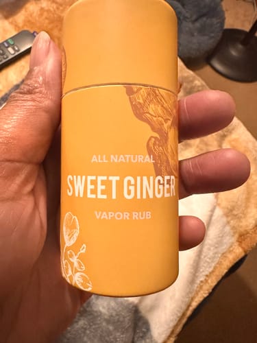 Customer photo review of Sweet Ginger Vapor Rub