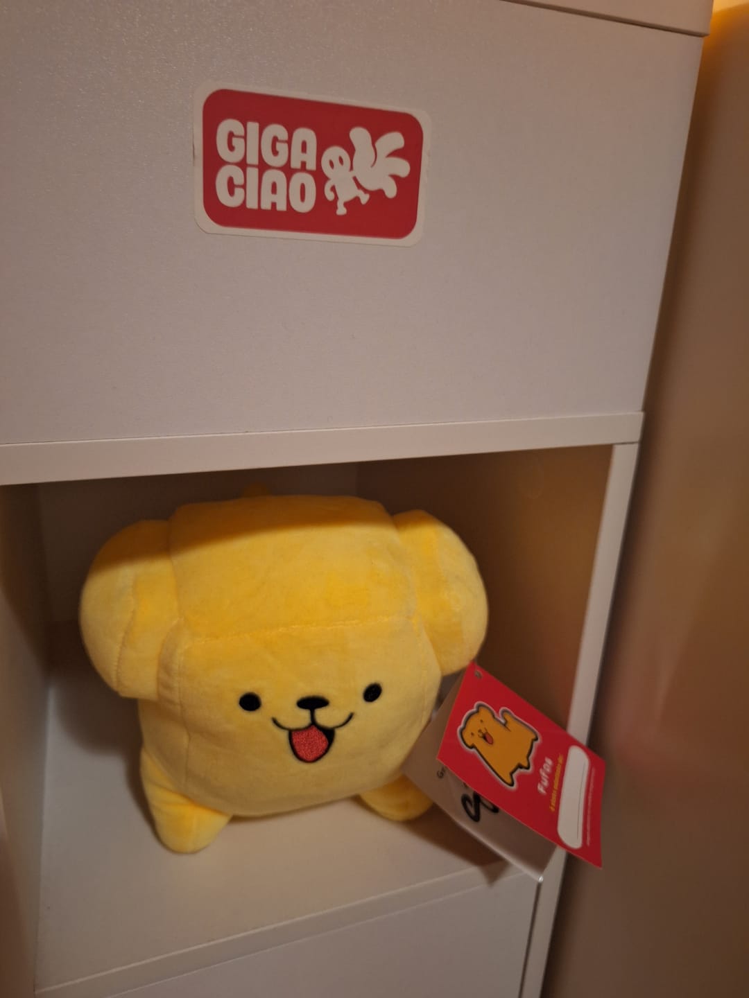Customer photo review of PREORDINE SEGRETO Peluche Fufos + Albo Fumetti e Risate!