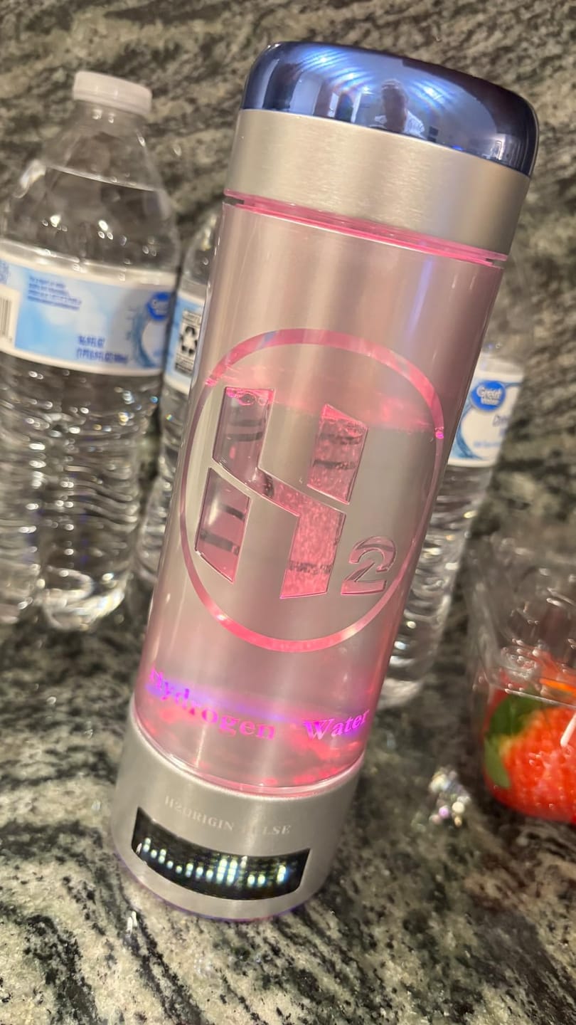 Customer photo review of Hydrogen Water Bottle Generator Black