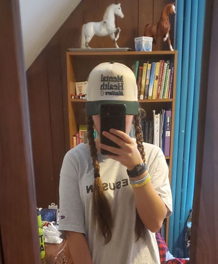 Customer photo review of MHM Hat Natural/Forest Green