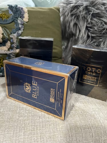 Customer photo review of Blue + Verie + Golden