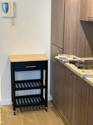 Customer photo review of Beliani - HIUMA - Keukentrolley - Zwart - Rubberhout