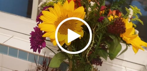 Customer video review of Blooming Sunshine Flower Bouquet