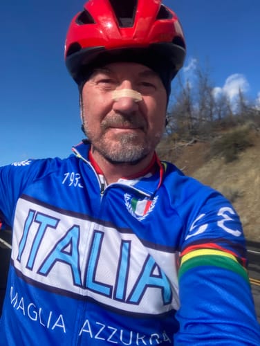 Customer photo review of Maglia Azzurra Italia Retro Long Sleeves Jersey