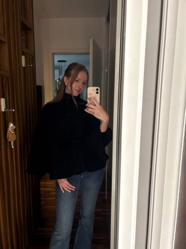 Customer photo review of Gianna Elegant High-Neck Belted Cape Jacket