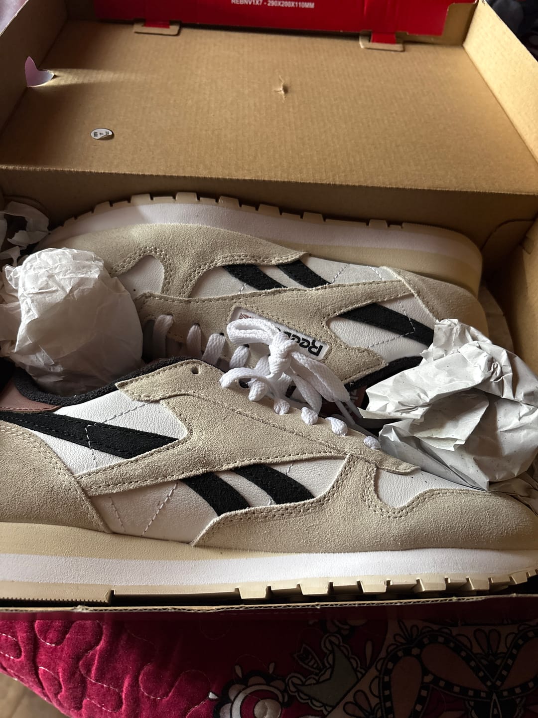 Customer photo review of Zapatillas Reebok Cl Leather Hombre Blanco