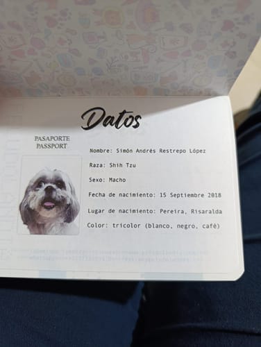 Customer photo review of Pasaporte Para Mascotas
