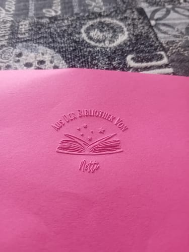 Customer photo review of Prägestempel personalisiert - Ex Libris Buchpräger für Papier (Verbi Virtus)