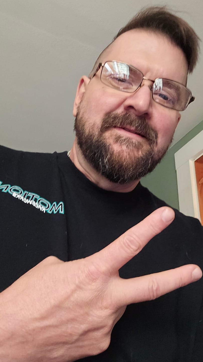 Customer photo review of 80s Retro Fox Body Shirt (Gildan Dry Blend)