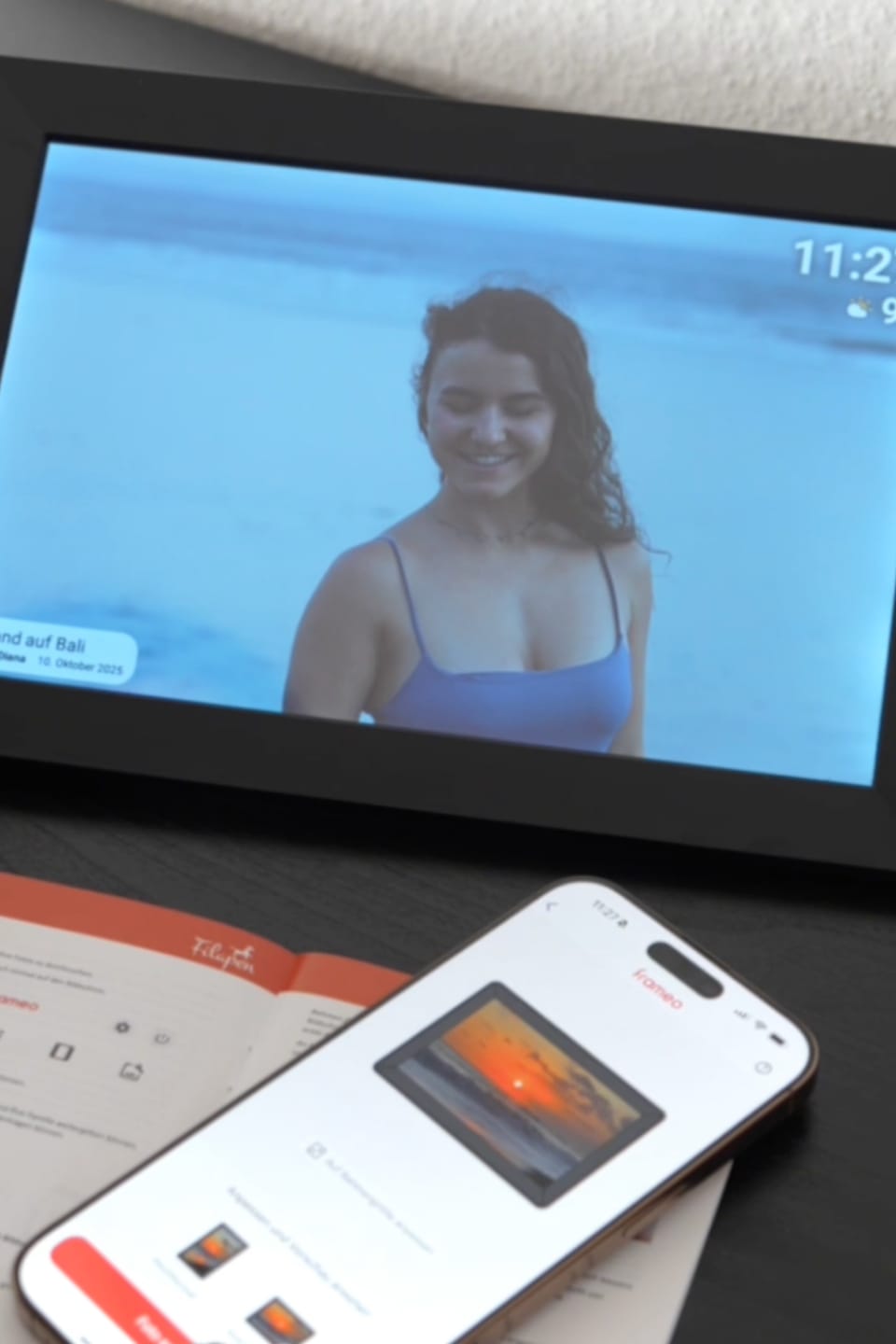 Customer photo review of Filapen Digitaler Bilderrahmen – 10,1 zoll HD Touchscreen, WiFi, 32GB Speicher