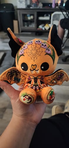 Customer photo review of Batties Plush Pendant Blind Box