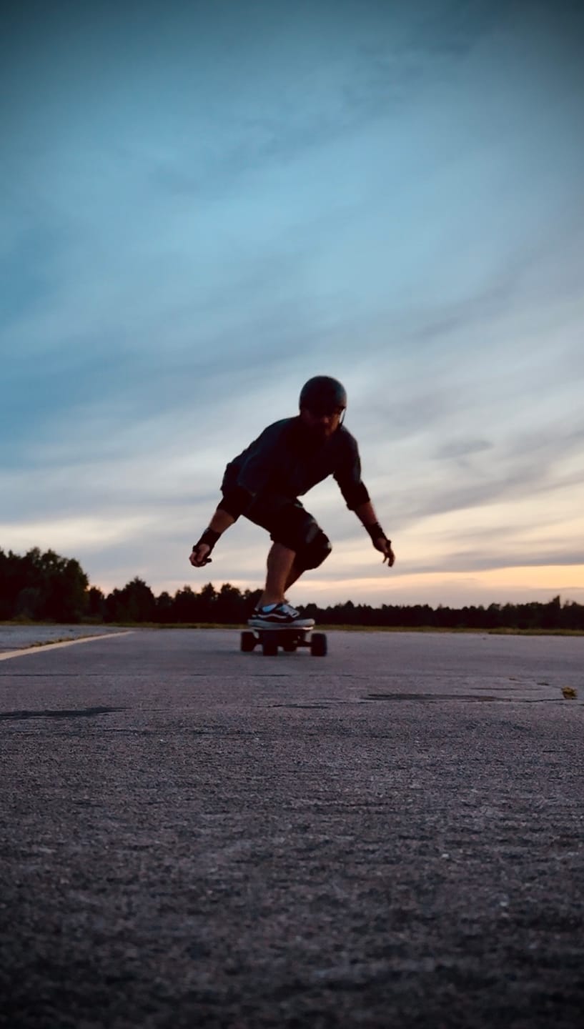 Customer photo review of WowGo 2S MAX Electric Skateboard & Longboard