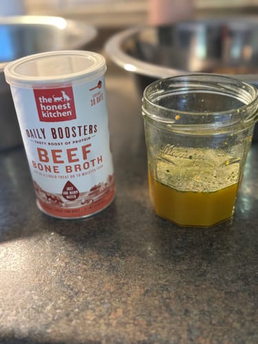 Customer photo review of Honest Kitchen - Bouillon d'Os pour chien