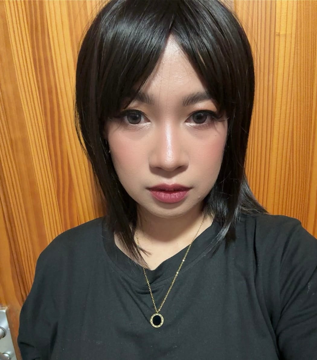 Customer photo review of OLENS Polla Choco 6 months disposable Contact Lenses (1 Lens)